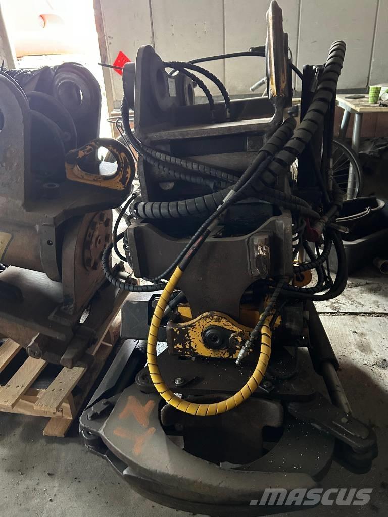 Engcon EC 214 Forgatók-Építőipar