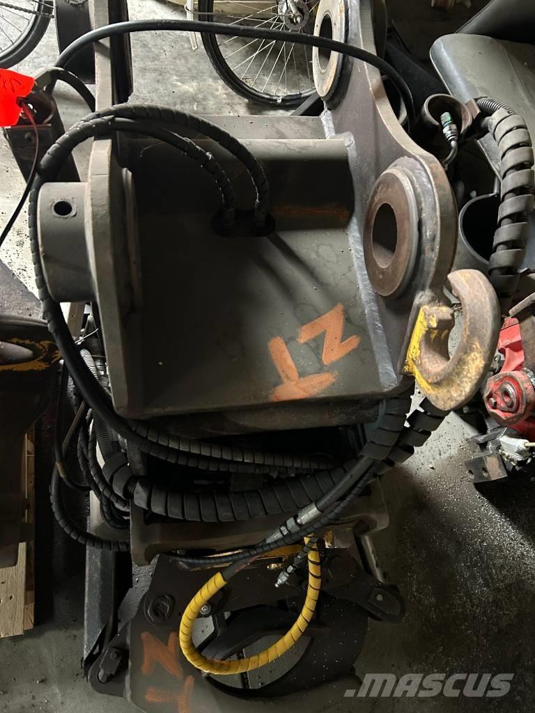Engcon EC 214 Forgatók-Építőipar