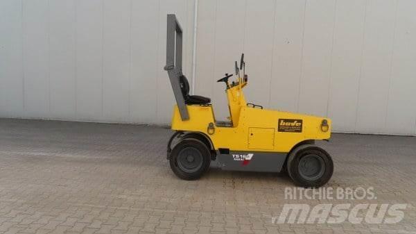 Sakai TS 160 Pneumatikus kerekes hengerek