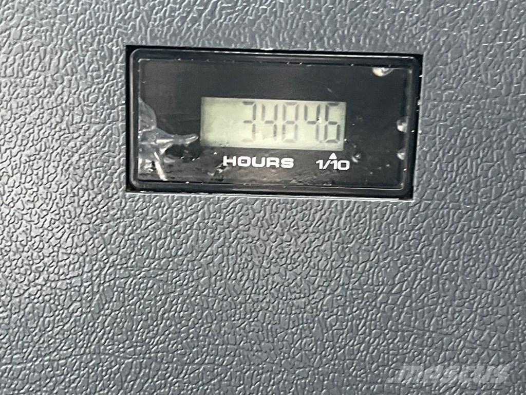 Hyundai HX 210 AL Lánctalpas kotrók