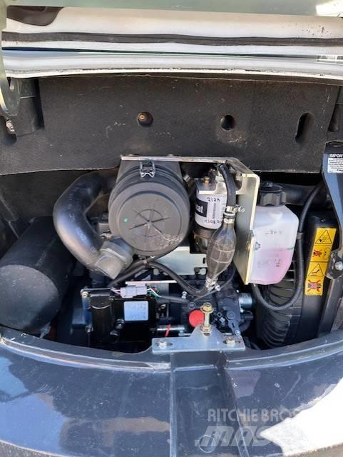 Bobcat E 35z Mini kotrók < 7t