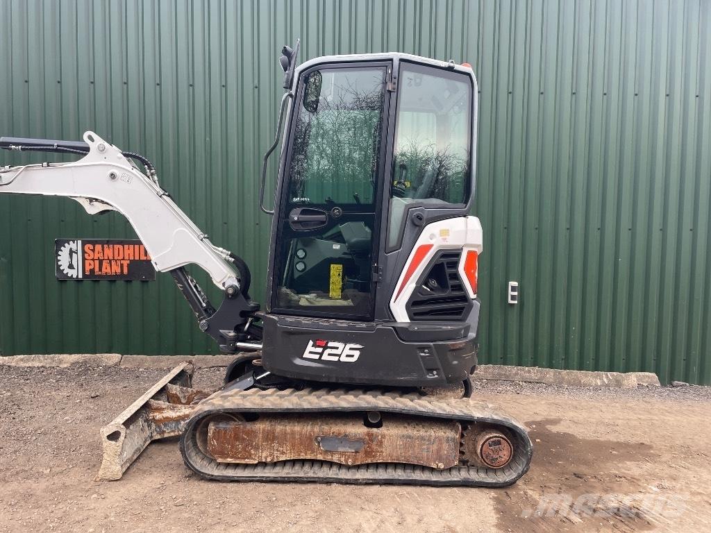 Bobcat E 26 Mini kotrók < 7t