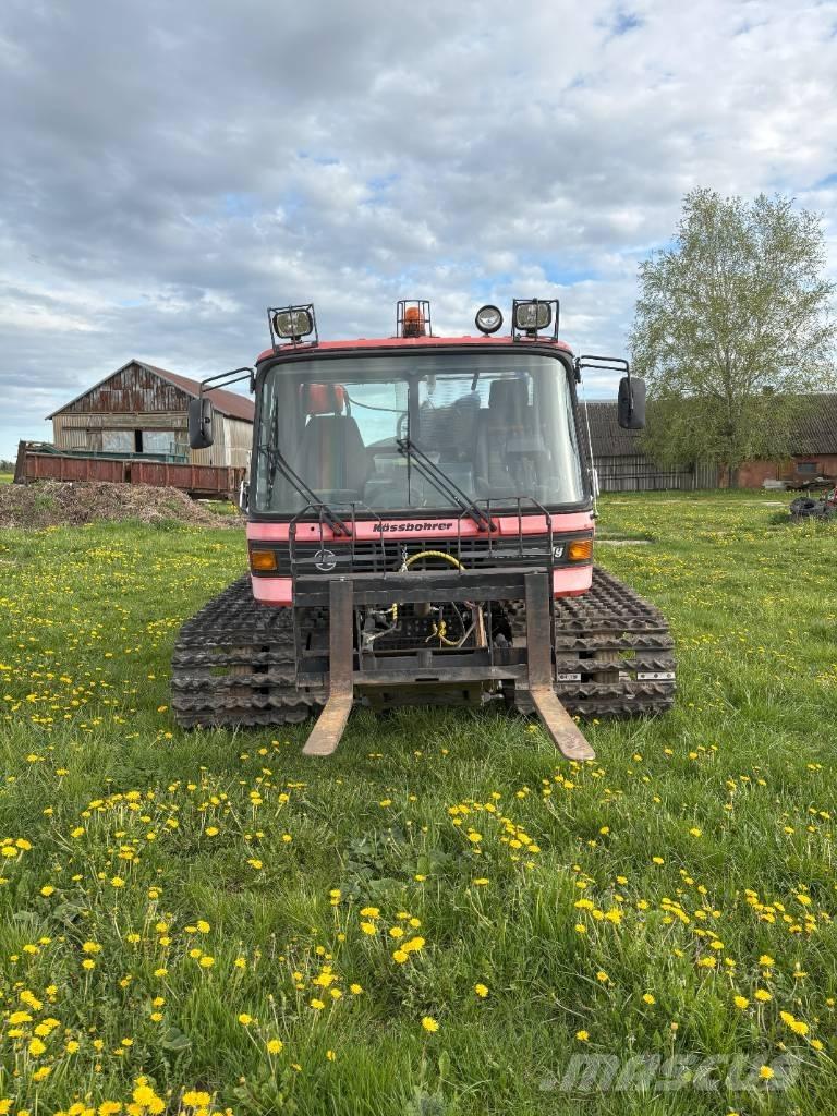  Pisten Bully 230DR Egyéb kommunális gépek