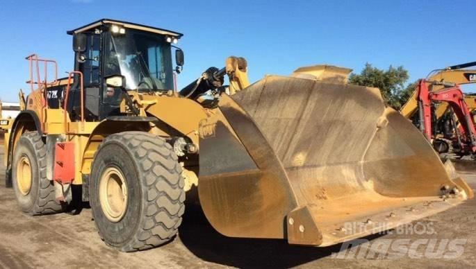 CAT 972K Gumikerekes homlokrakodók
