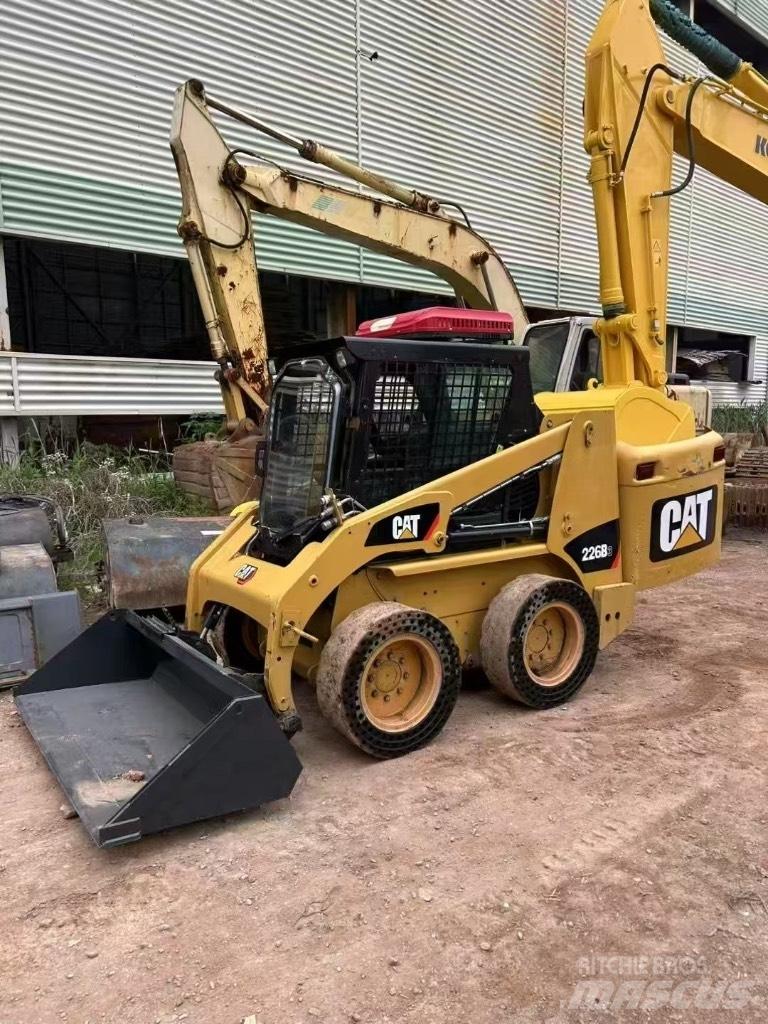 CAT 226 B 3 Kompaktrakodók