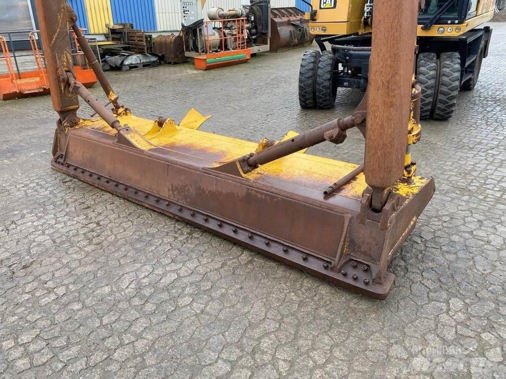 CAT D65 PX Tolólapok