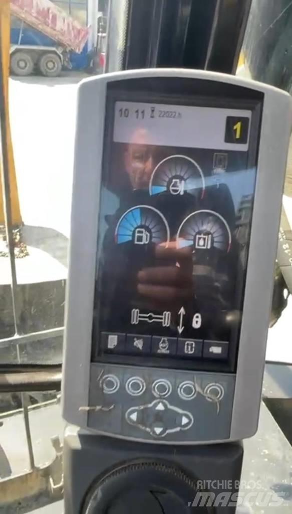 CAT 318D MH Hulladékkezelő gépek