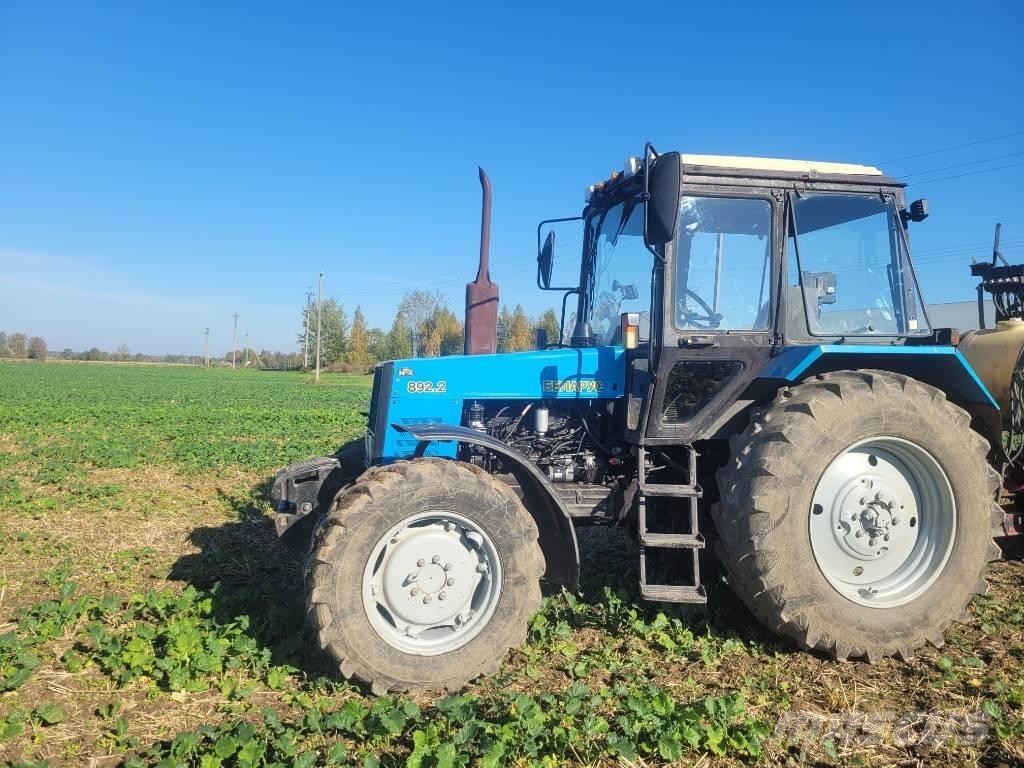 Belarus MTZ 892 Traktorok