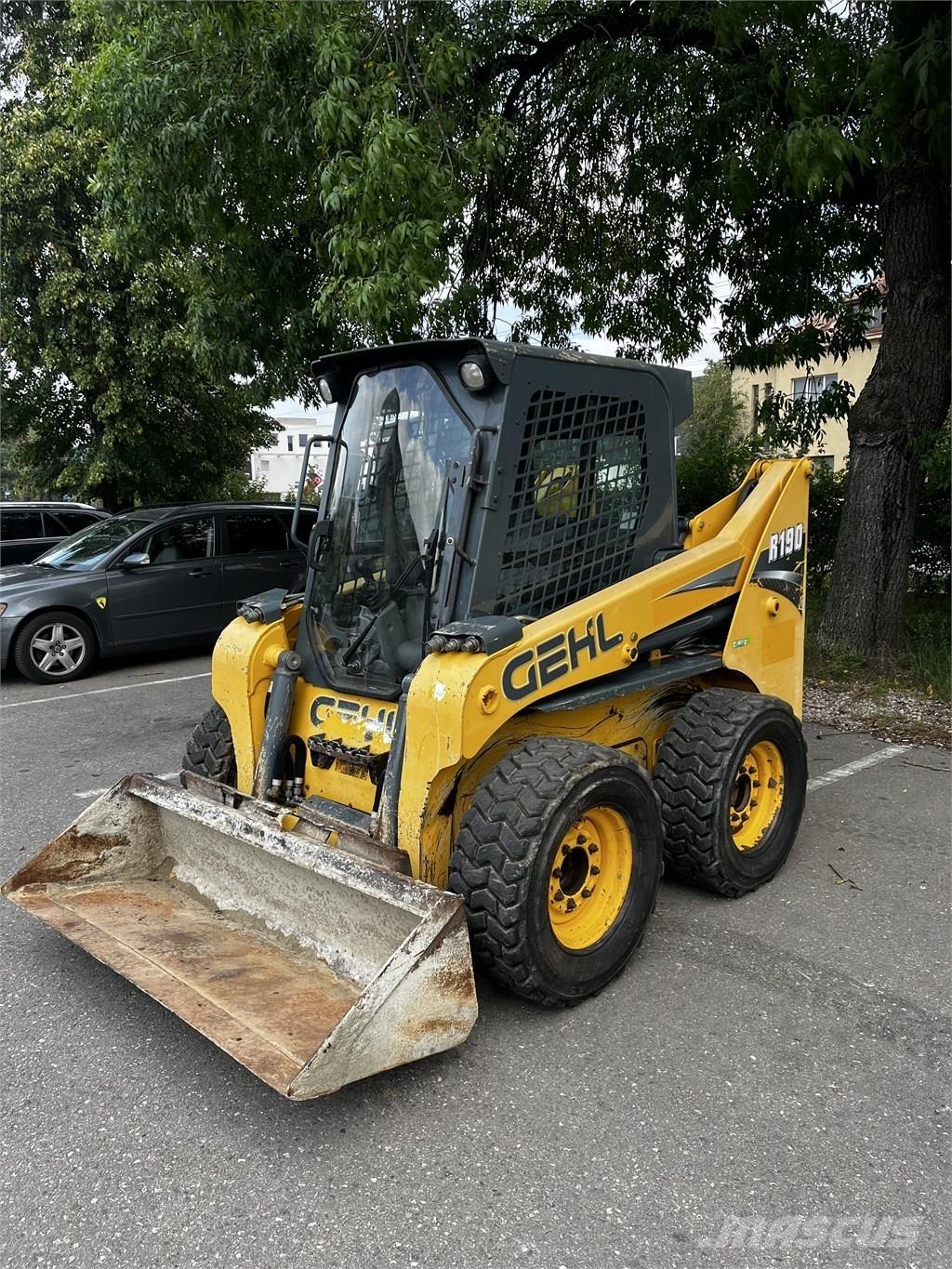 Gehl R 190 Kompaktrakodók