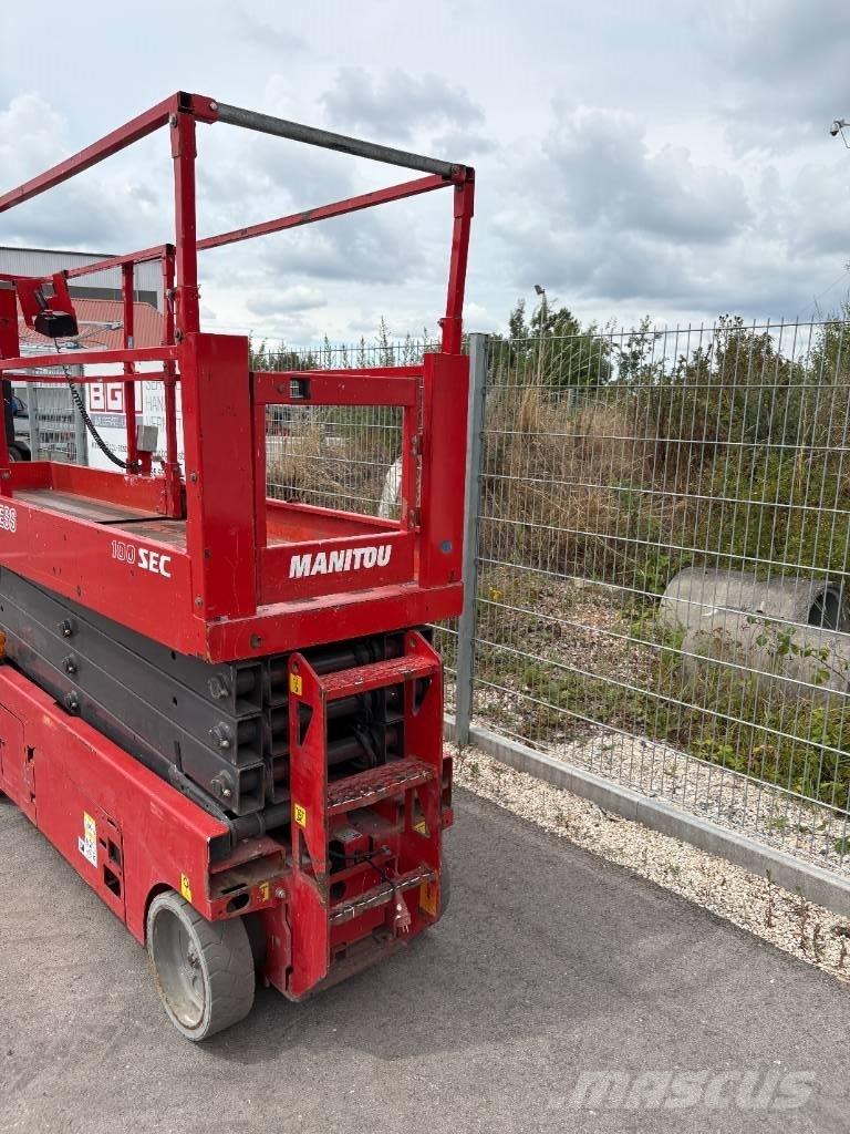 Manitou 100 SEC Ollós emelők