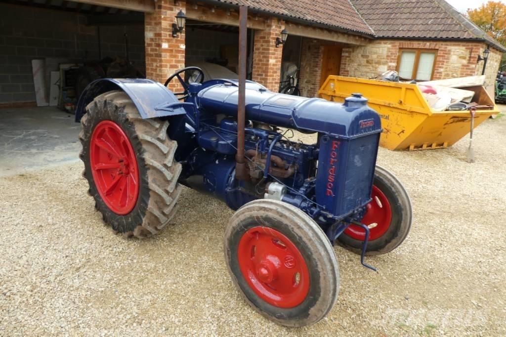  standard fordson Traktorok