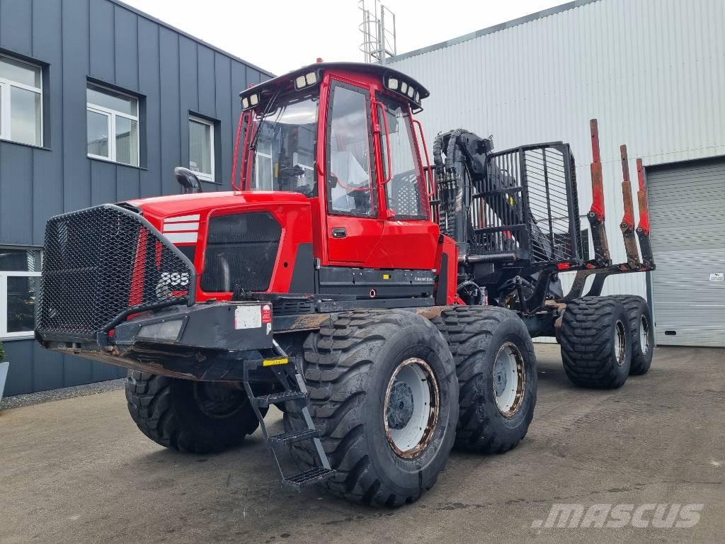 Komatsu 895 Kihordók