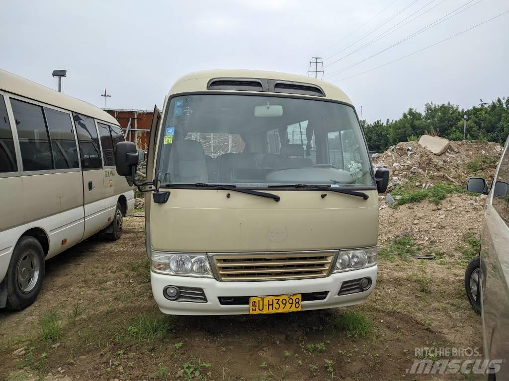 Toyota Coaster Bus Mini buszok