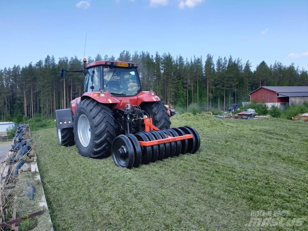  Rehujyrä 3300 Egyéb szálastakarmányozási gépek