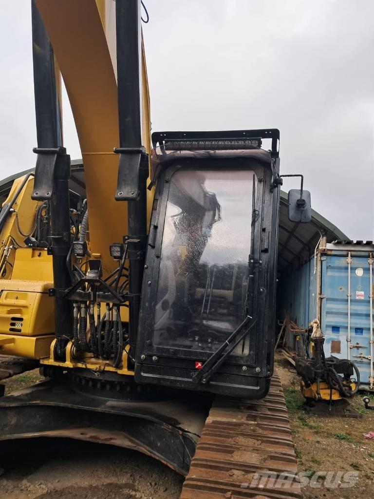 CAT 330FL Lánctalpas kotrók