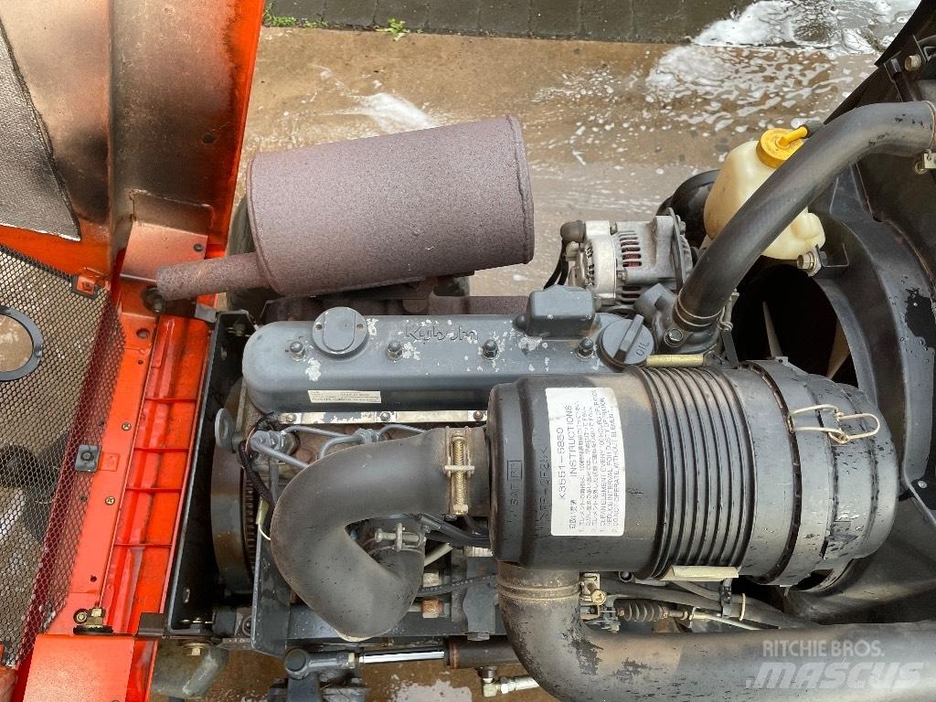 Kubota F 3560 Ráülős fűnyírók