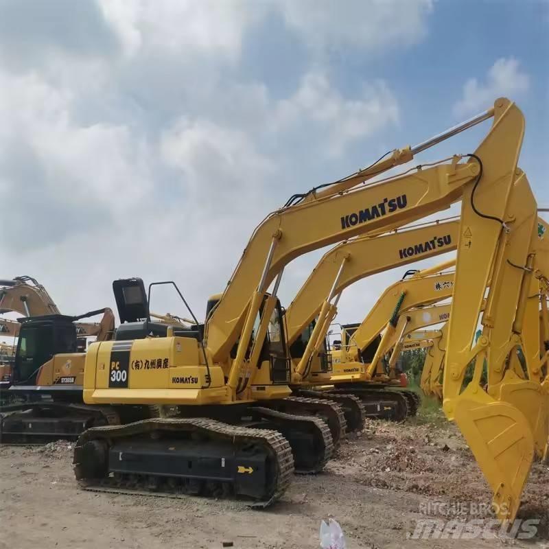 Komatsu PC 300 Lánctalpas kotrók
