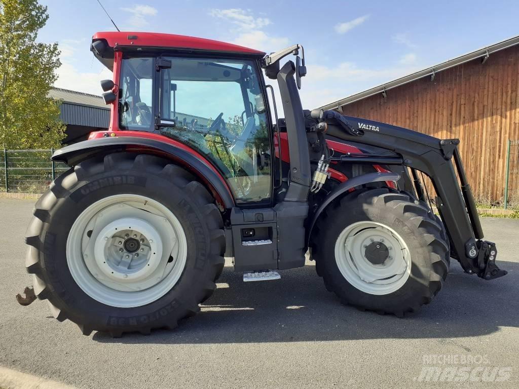 Valtra G 115 Active Traktorok
