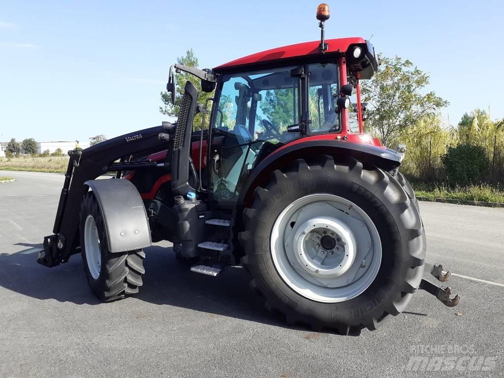 Valtra G 115 Active Traktorok