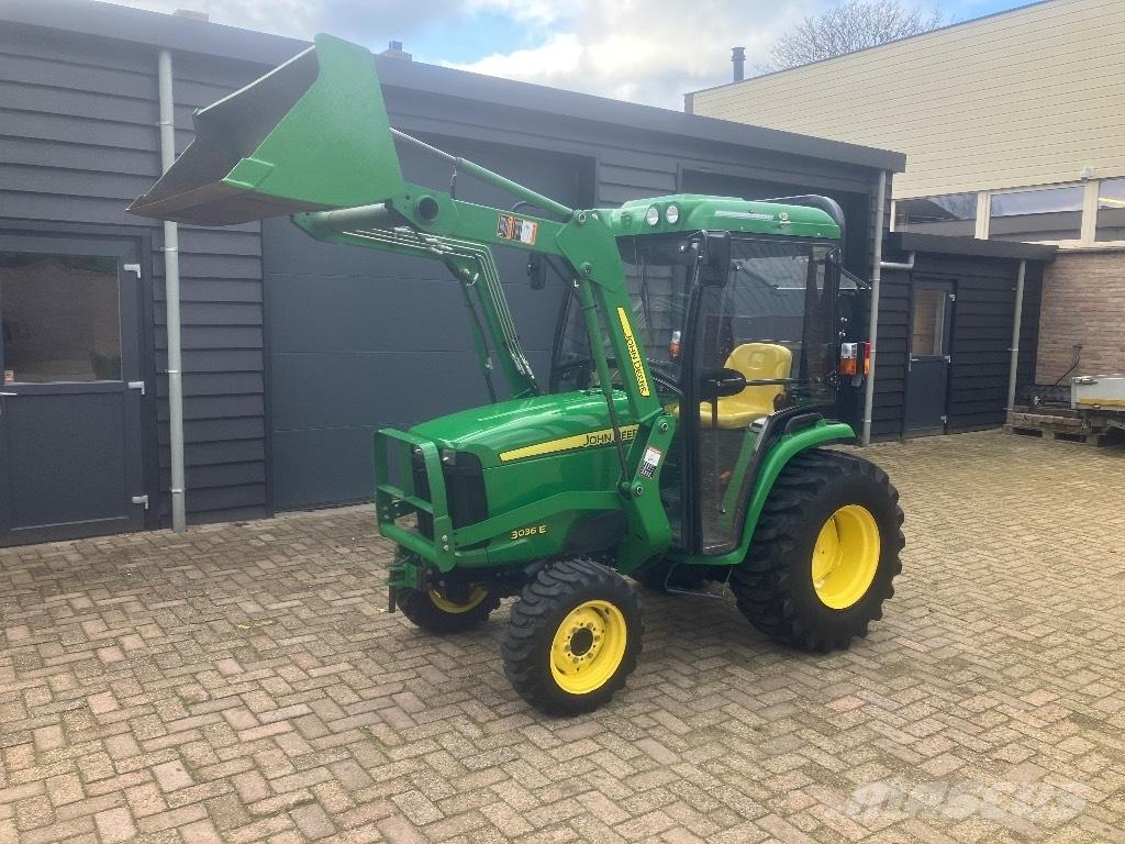 John Deere 3036 E Kompakt traktorok
