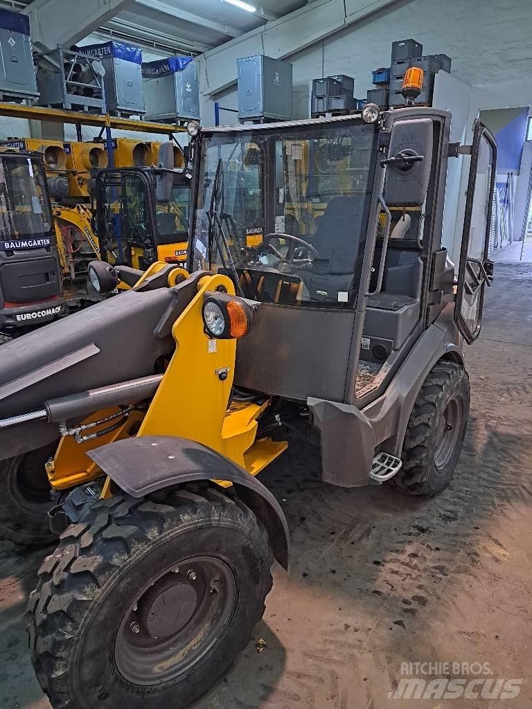 Mecalac AX 850 Gumikerekes homlokrakodók