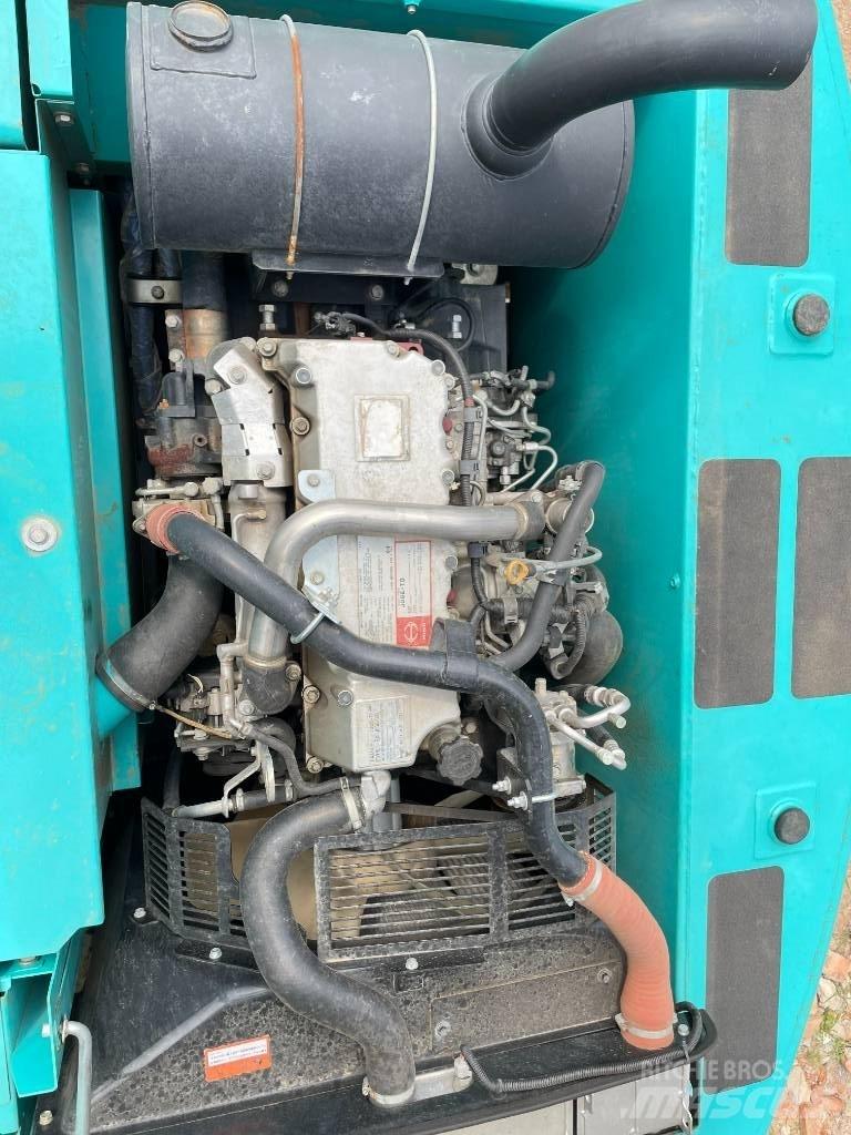 Kobelco 200 Lánctalpas kotrók