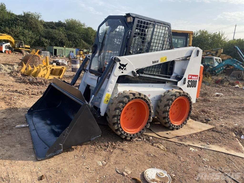 Bobcat S 300 Kompaktrakodók