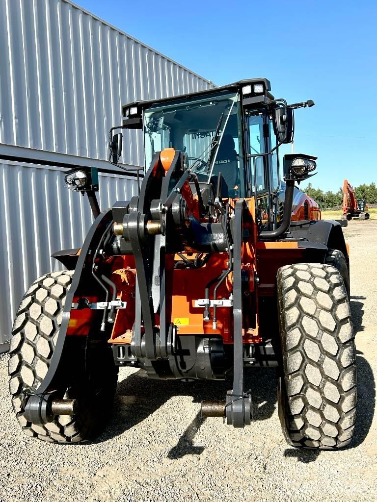 Hitachi ZW180-7 Gumikerekes homlokrakodók