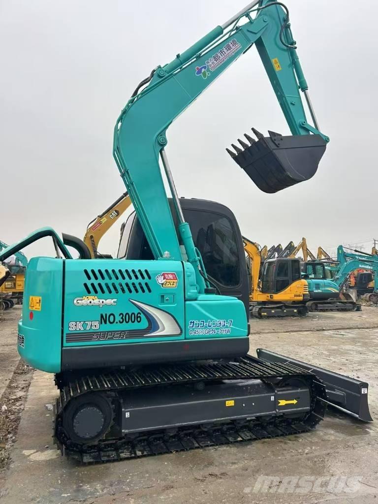 Kobelco SK 75 Lánctalpas kotrók