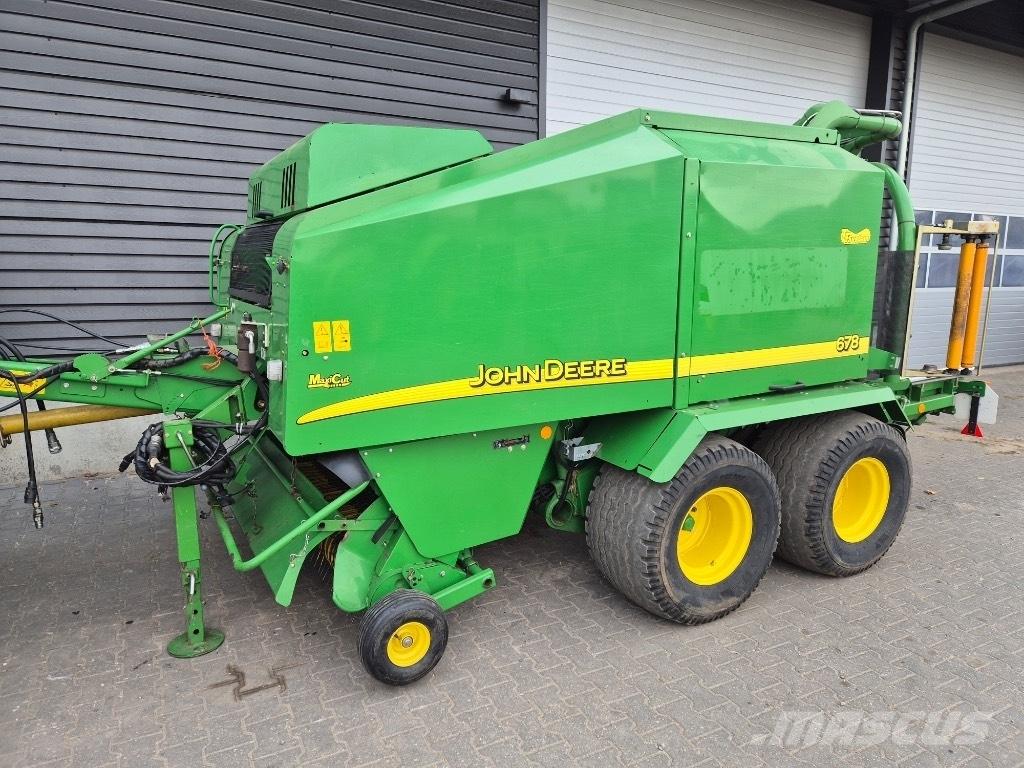 John Deere 678 Körbálázók
