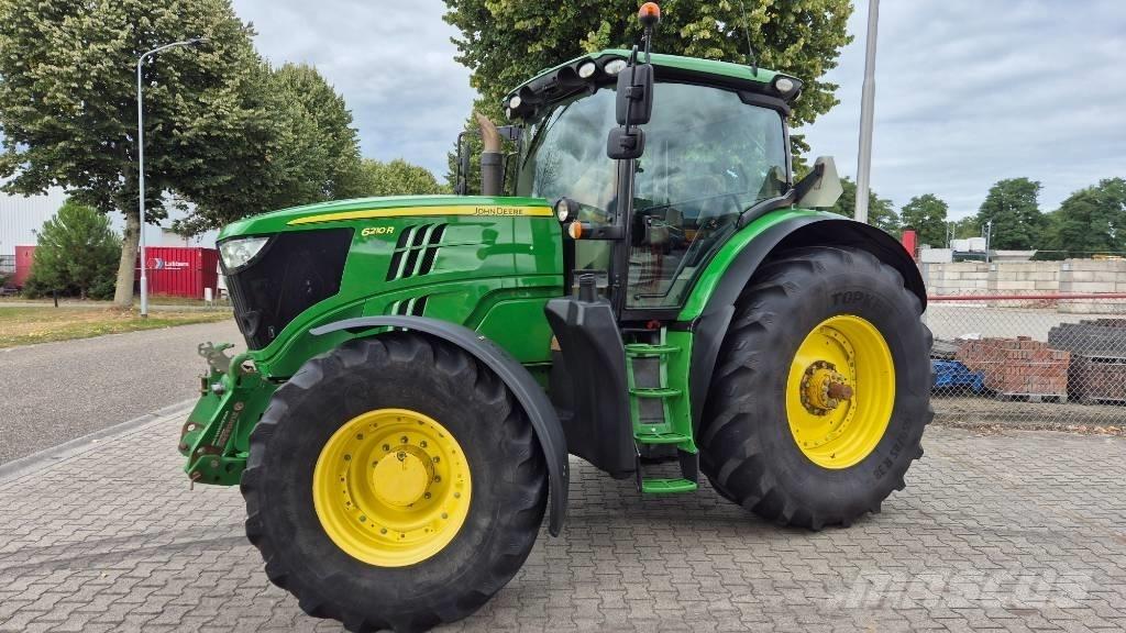 John Deere 6210 R Traktorok