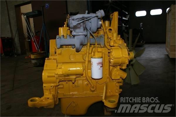 Komatsu SA4D102E Motorok