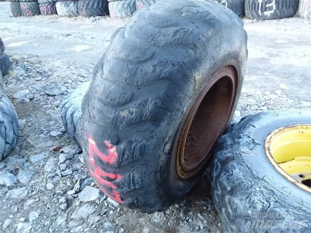 LS 17,5x25 Gumiabroncsok, kerekek és felnik