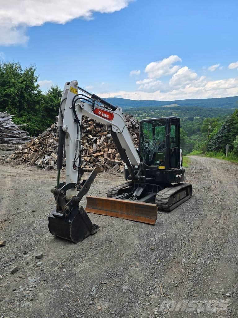 Bobcat E 42 Mini kotrók < 7t