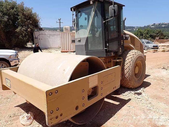 CAT CS64B Vibrátorok