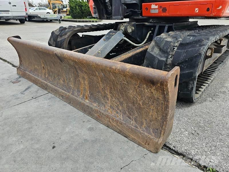 Kubota KX 080-4 Közepes (midi) kotrók 7 t - 12 t