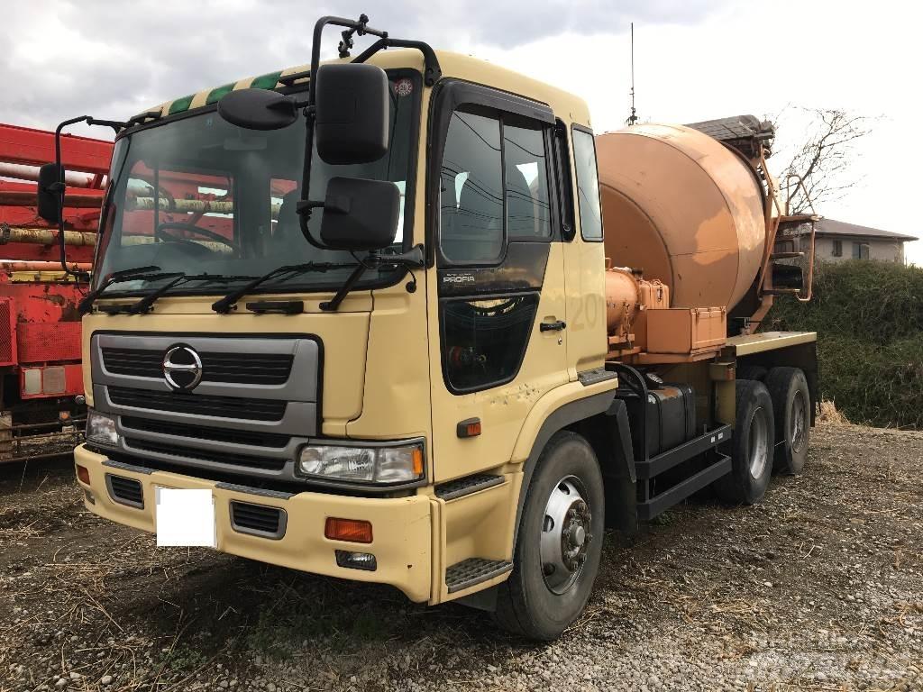 Hino FS2PKG10527 Beton keverők