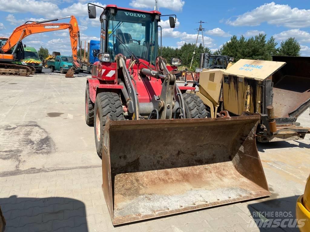 Volvo L 30 G Gumikerekes homlokrakodók