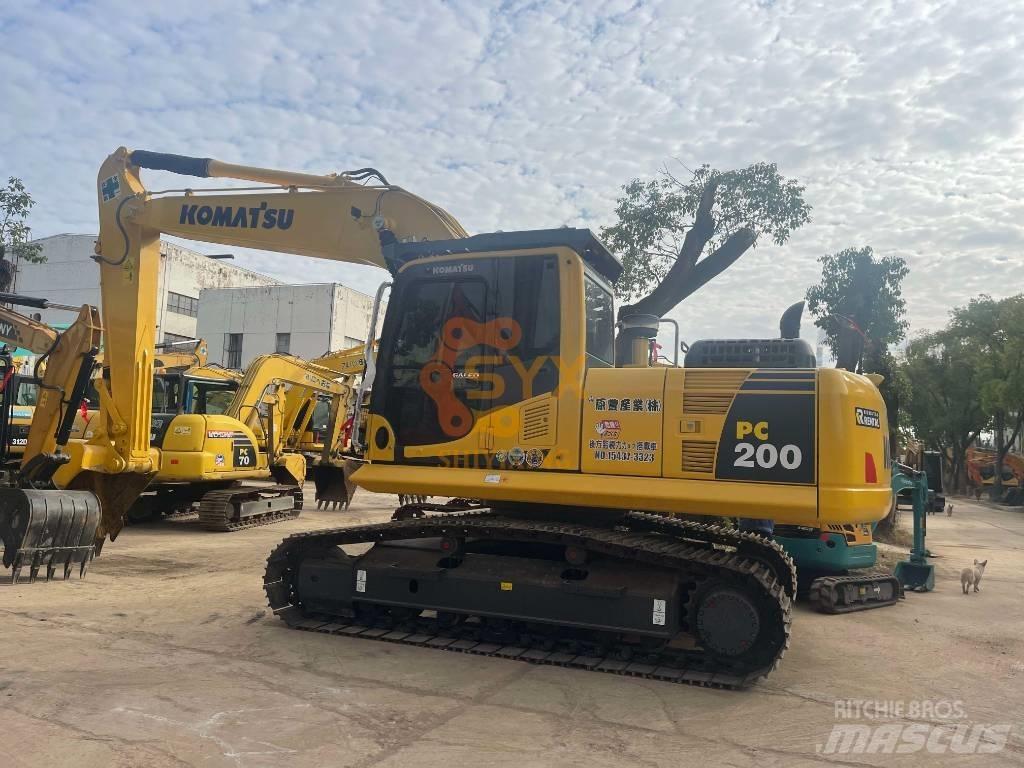 Komatsu PC 200-8 Lánctalpas kotrók