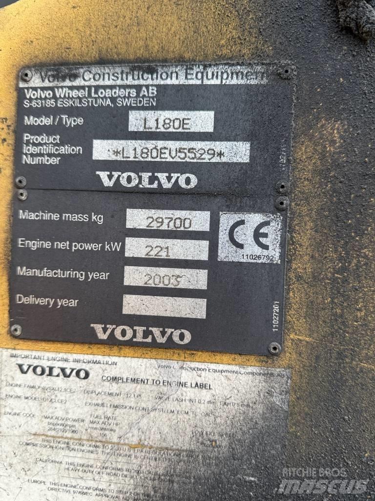 Volvo L 180 E Gumikerekes homlokrakodók