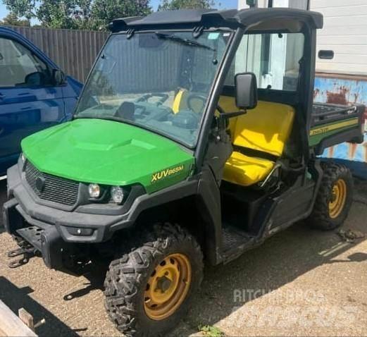 John Deere XUV865M ATV-k