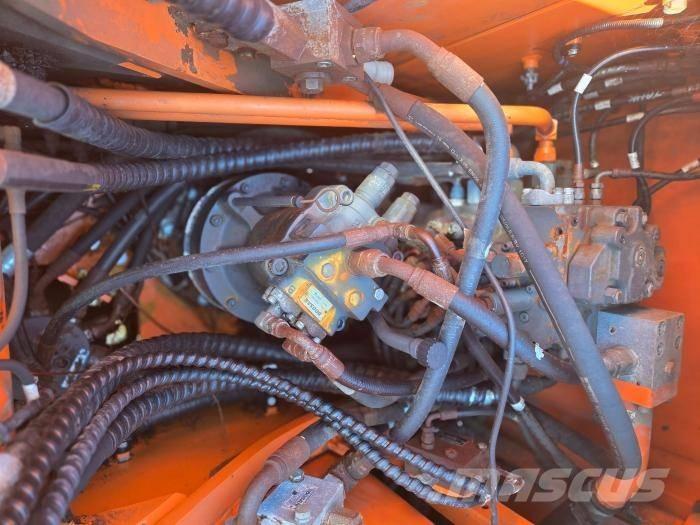 Doosan DX 140 WV-3 Gumikerekes kotrók