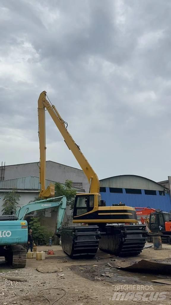 CAT 320 B L Lánctalpas kotrók