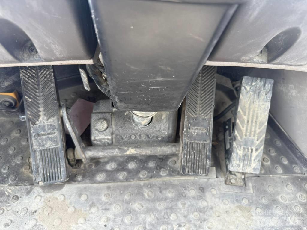 Volvo L 180 G Gumikerekes homlokrakodók