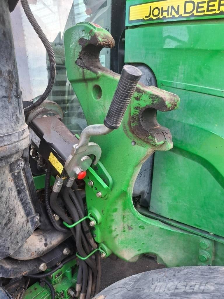 John Deere 6100M Traktorok