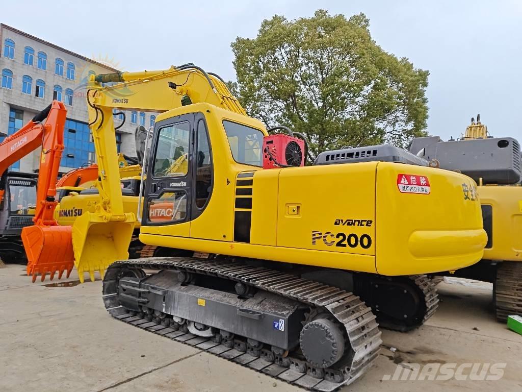 Komatsu PC 200-6 Lánctalpas kotrók
