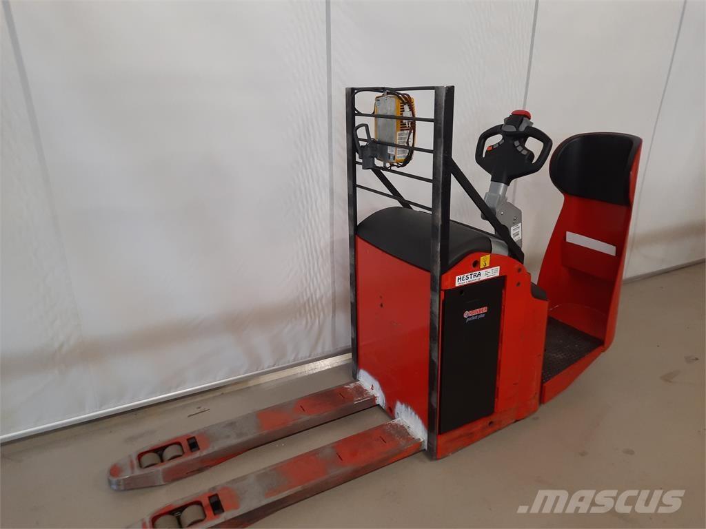 Manitou EP22M PFF Vezetőállásos alacsony emelőkocsi
