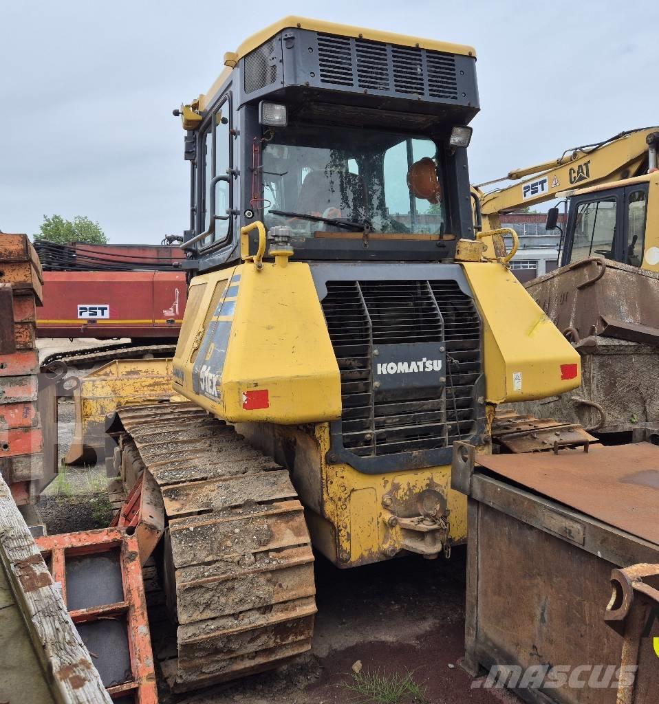Komatsu D 51 EX-22 lánctalpas dózerek