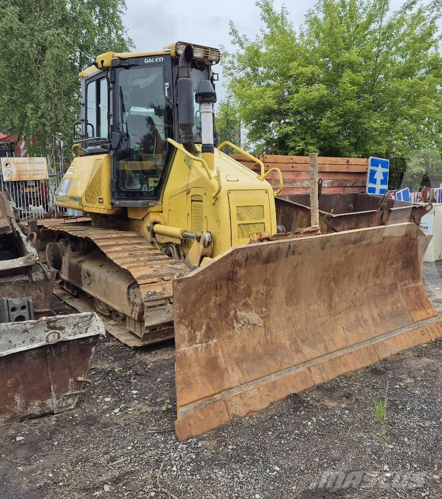 Komatsu D 51 EX-22 lánctalpas dózerek