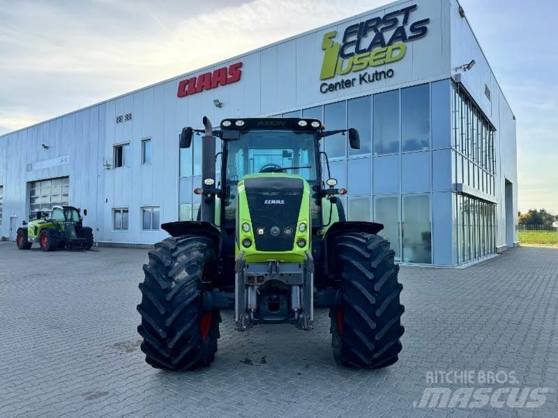 CLAAS AXION 810 Traktorok